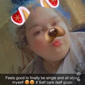 Meet your Posher, Romaine